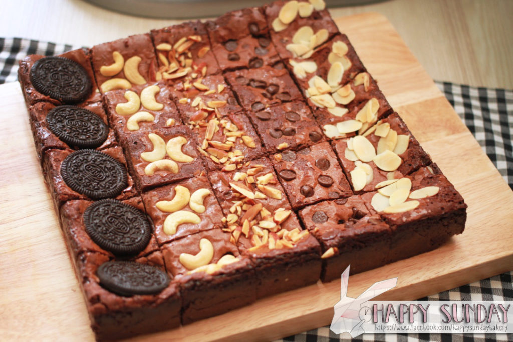 CHEWY BROWNIES